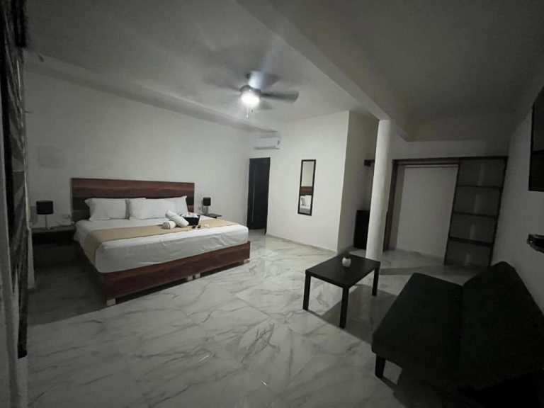 MASTER KING SUITE (1)